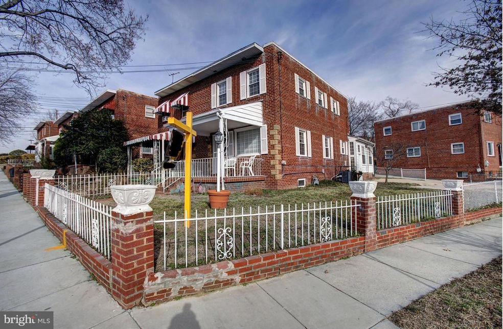 5901 8th St NE, Washington, DC 20011 - photo 1