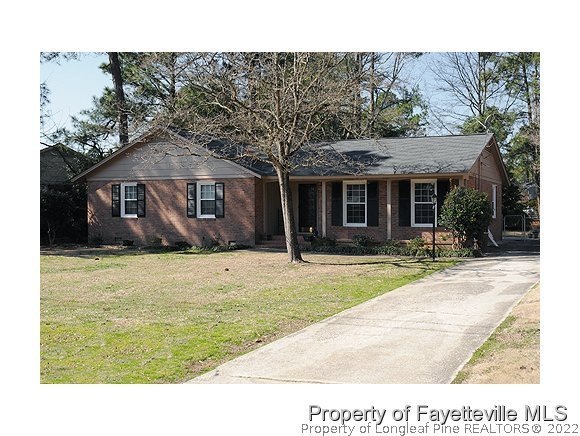 402 Northview Dr, Fayetteville, NC 28303 - photo 1