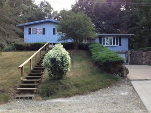 Simmons 1175 Oakview Dr