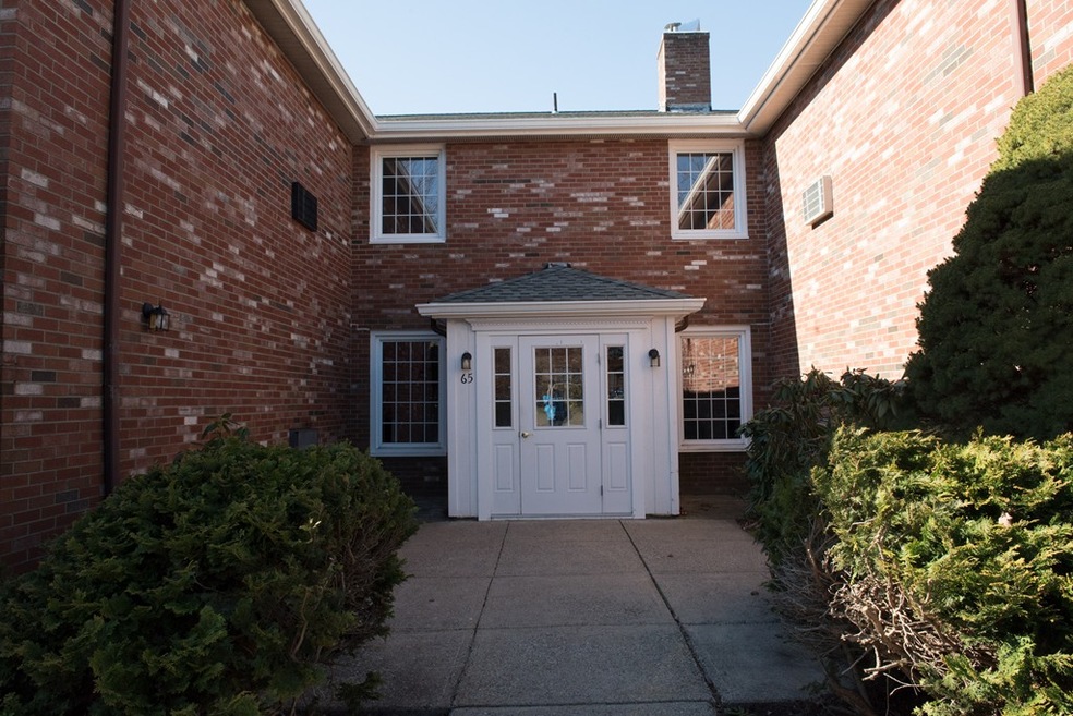65 Fountain Ln unit 7, South Weymouth, MA 02190 - photo 1