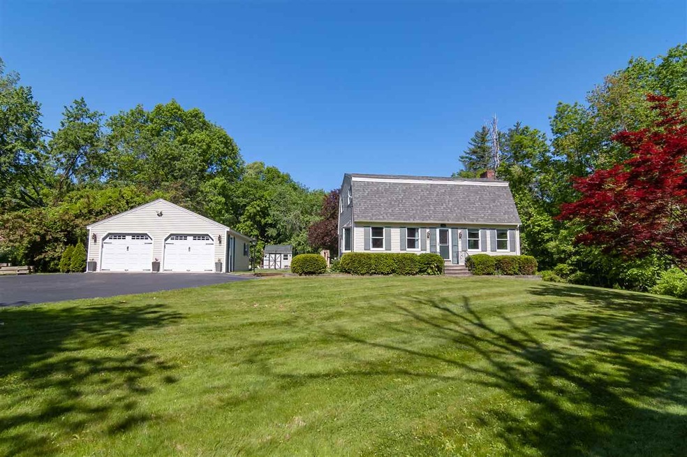 35 Hampstead Rd, Salem, NH 03079 - photo 1