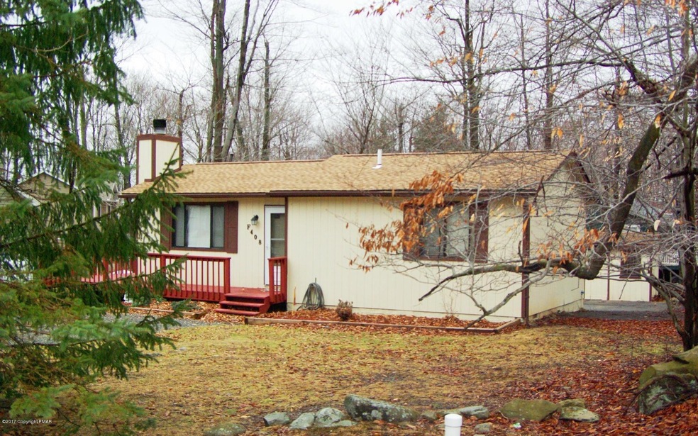 6326 Ventnor Dr, Tobyhanna, PA 18466 - photo 1