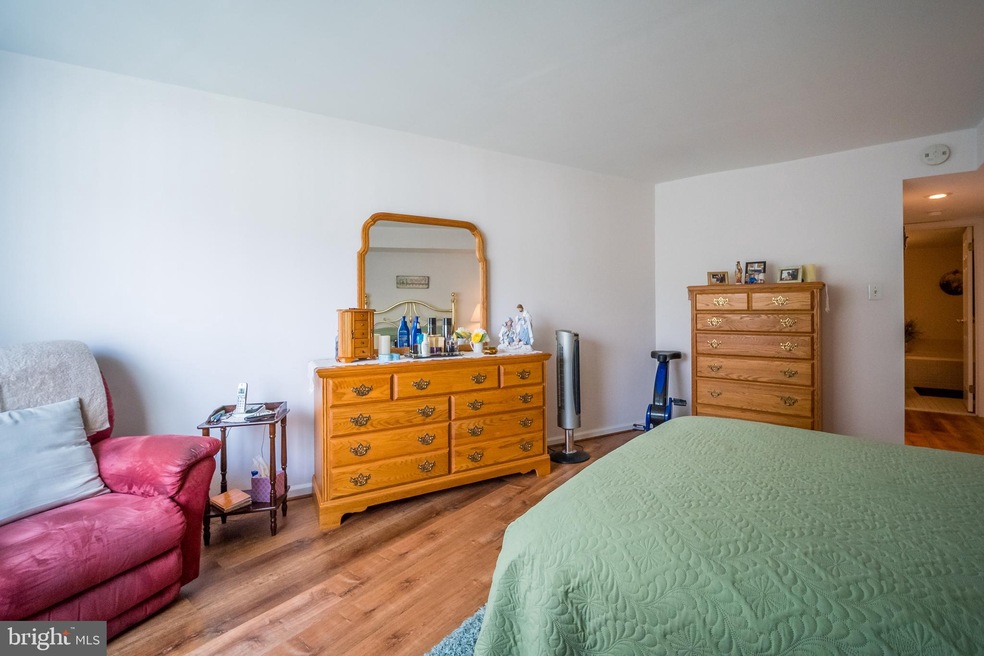 1808 Steamboat Station unit AMBOAT, Southampton, PA 18966 - photo 1