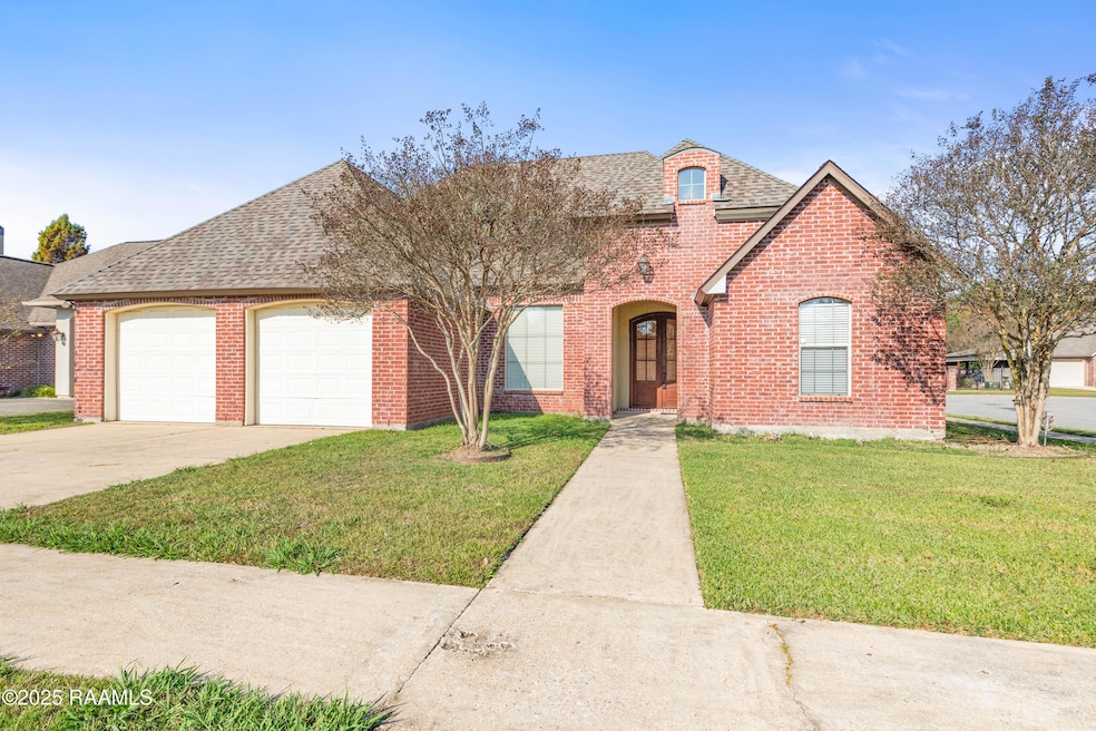 100 Hollow Green Dr, Lafayette, LA 70508 - photo 1