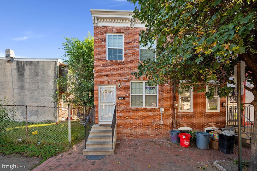 540 S 6th St, Camden, NJ 08103 - photo 1