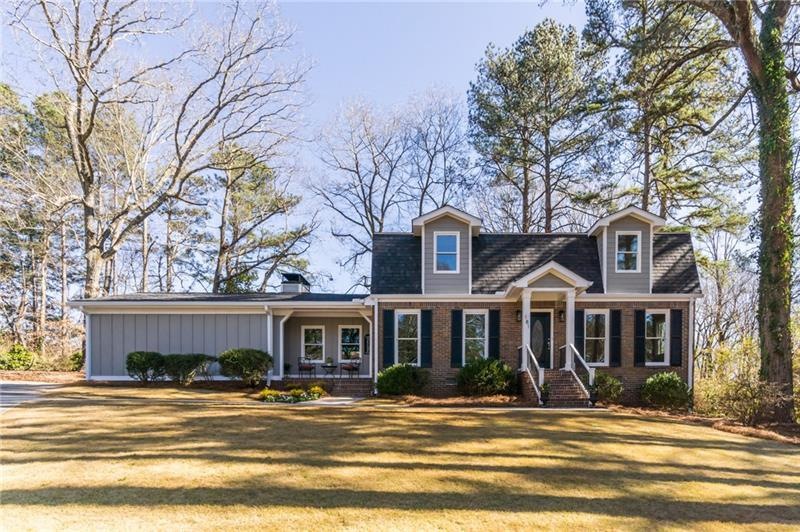 Beautiful renovated home on culdesac
