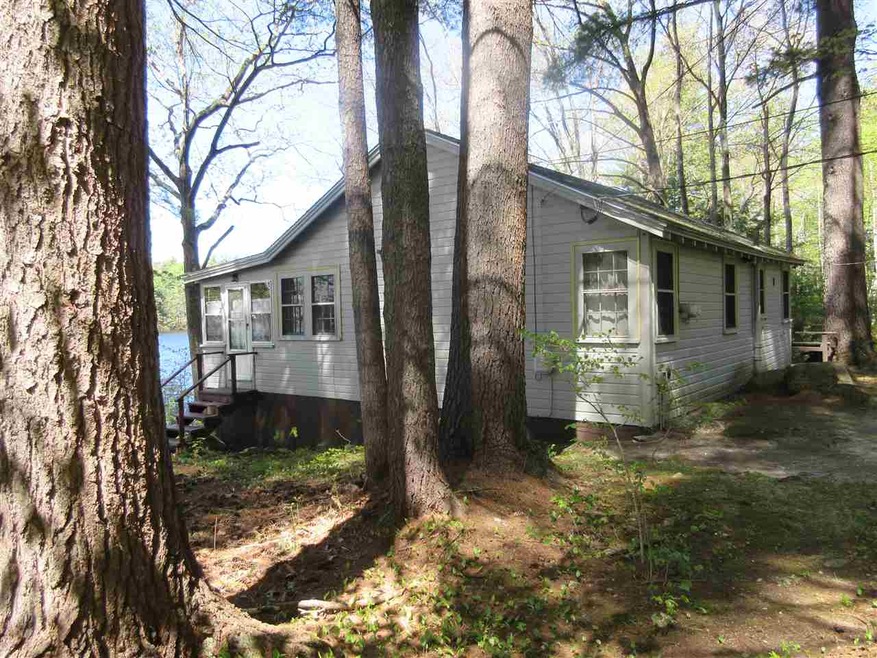 7 Buswell Rd, Hillsborough, NH 03244 - photo 1