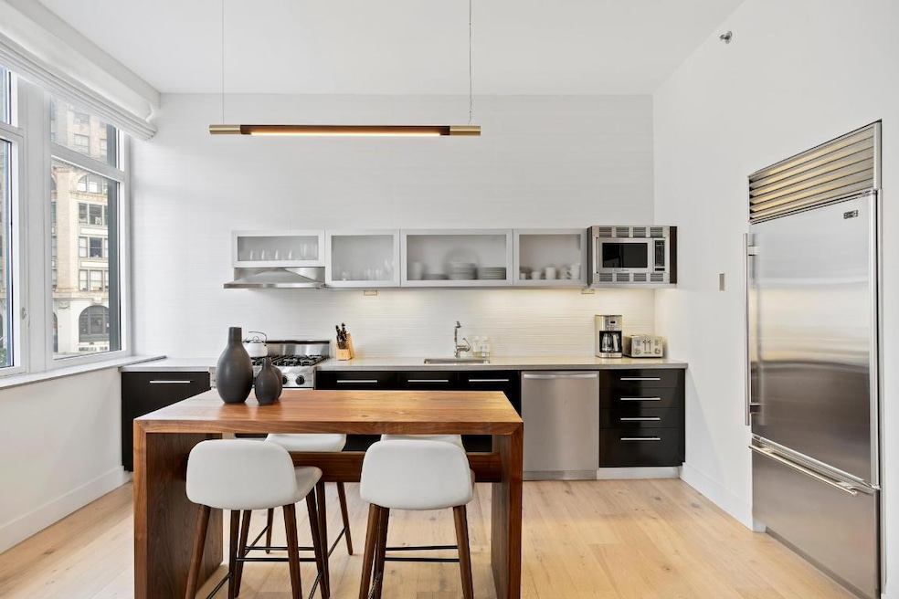 Sold $2,388,000 • Co-Listing Agent