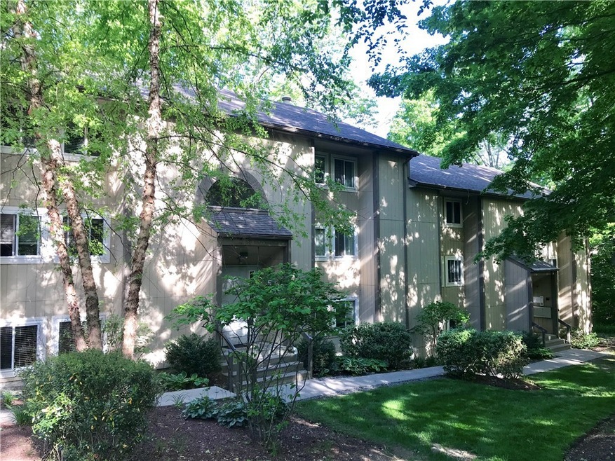 400 New River Rd unit 505, Manville, RI 02838 - photo 1