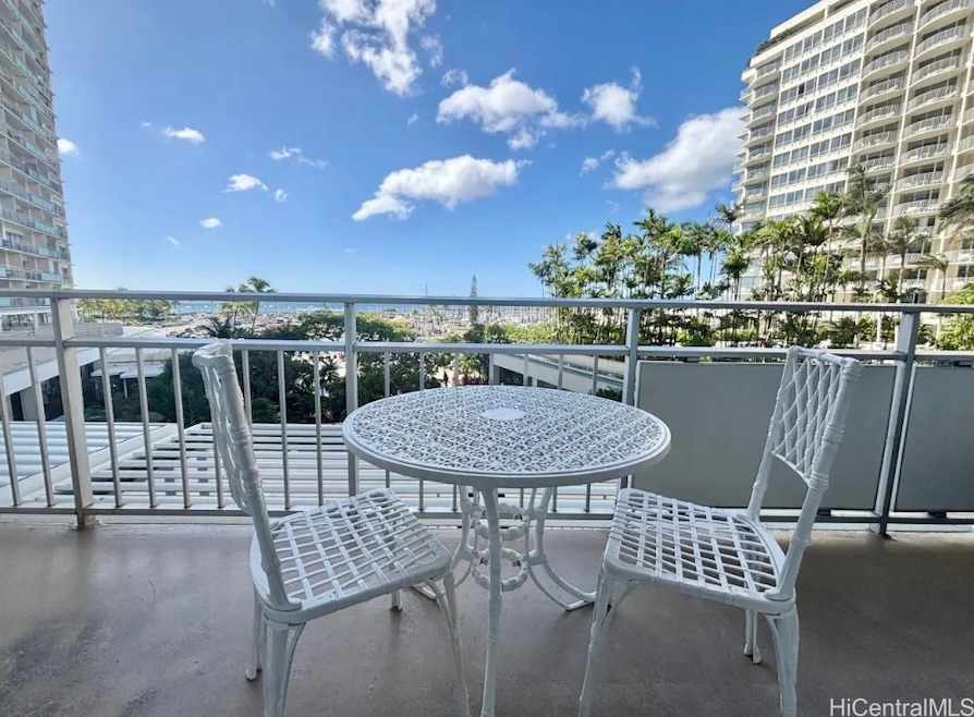 The Ilikai Residential unit 308, Honolulu, HI 96815 - photo 1