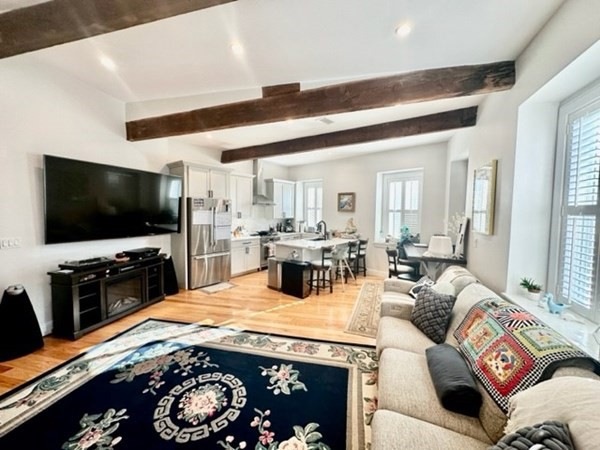 259 North St unit 3, Boston, MA 02109 - photo 1