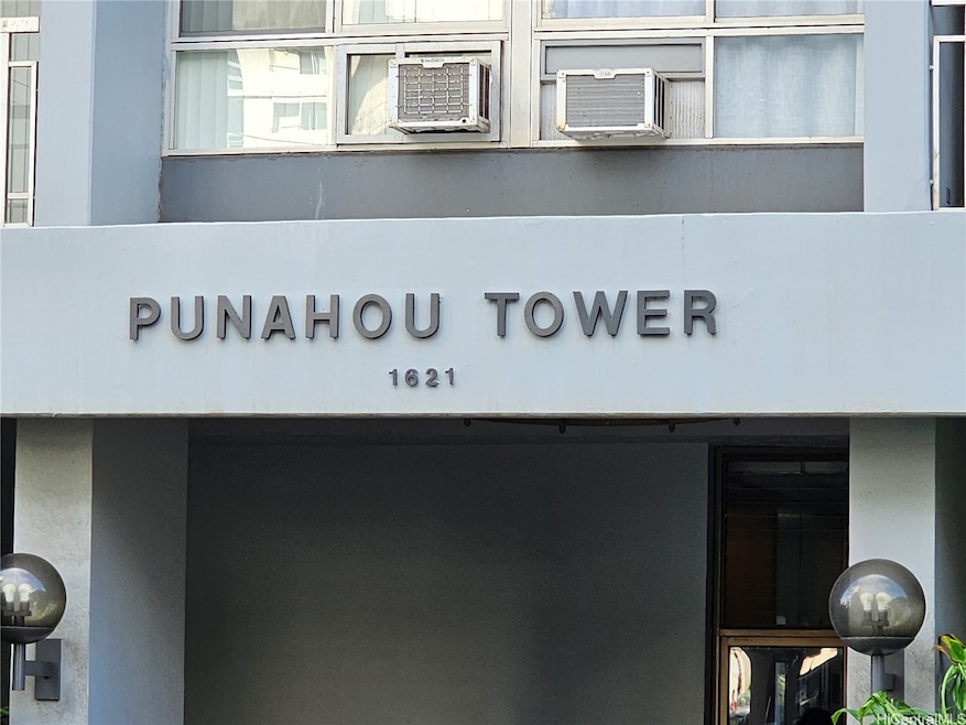 Punahou Tower unit 504, Honolulu, HI 96822 - photo 1