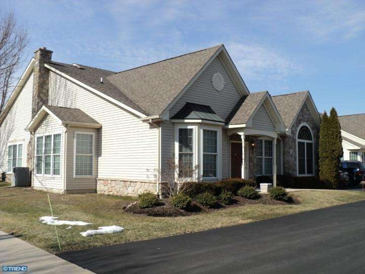 622 Bellflower Rd unit V232, Langhorne, PA 19047 - photo 1