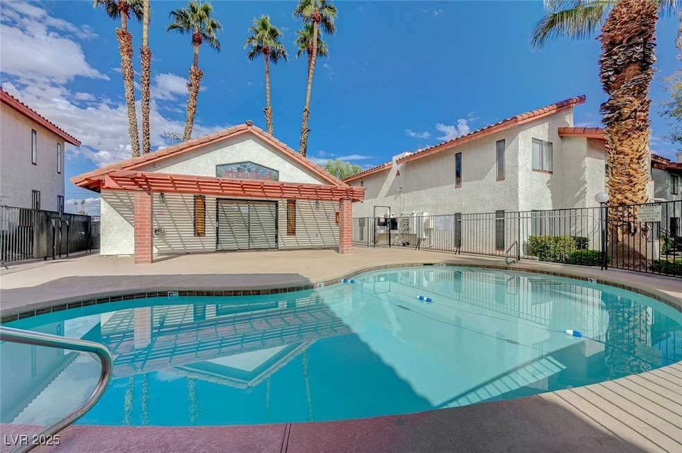 1701 E Katie Ave unit 72, Las Vegas, NV 89119 - photo 1