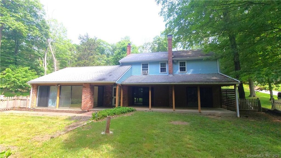 1693 Great Hill Rd, Guilford, CT 06437 - photo 1