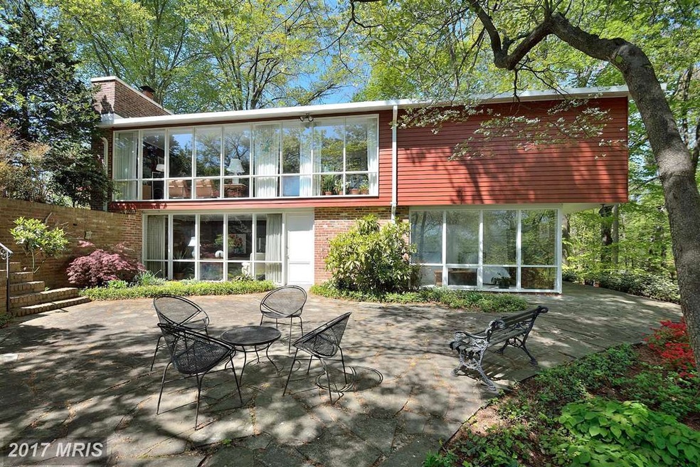 1925 Marthas Rd, Alexandria, VA 22307 - photo 1