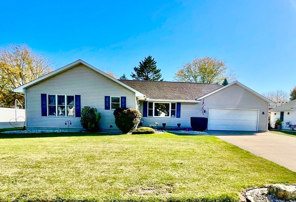 Sold $305,000 • Co-Listing Agent