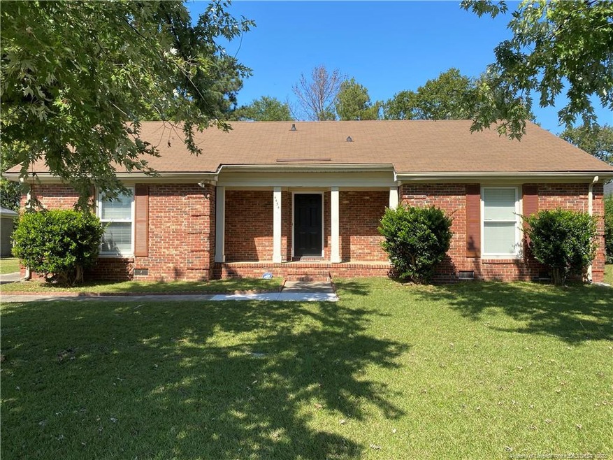 4454 Chesterbrook Dr, Fayetteville, NC 28314 - photo 1