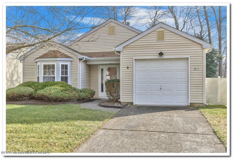 225 Mohican Ln, Little Egg Harbor Township, NJ 08087 - photo 1