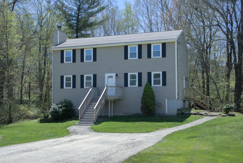 15 Wright Rd, Derry, NH 03038 - photo 1