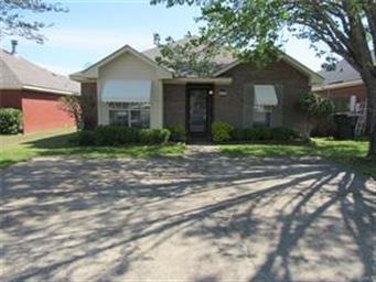 Welcome to 7509 Muirfield Loop.