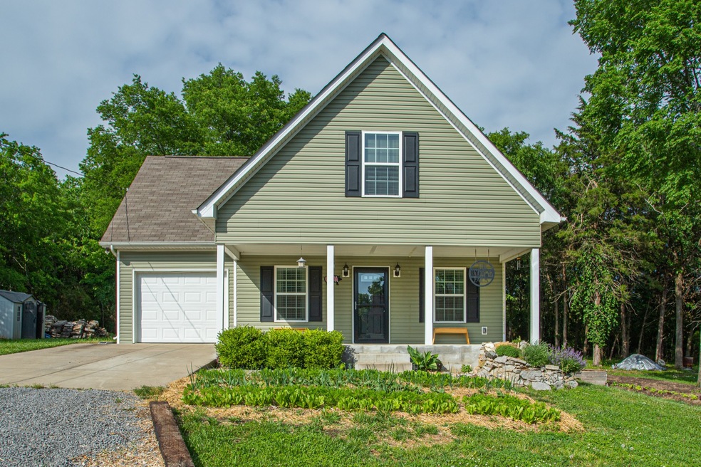 643A Mac St, Shelbyville, TN 37160 - photo 1