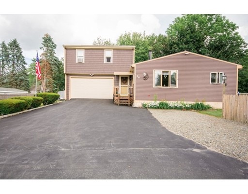 26 Peckham Ln, Tiverton, RI 02878 - photo 1