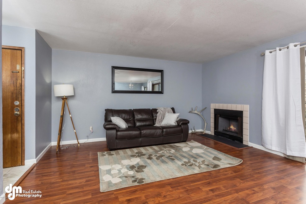 Living Room 5373-FULL