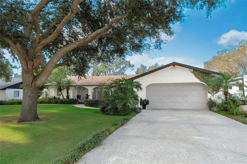 106 Phillips Dr, Seffner, FL 33584 - photo 1