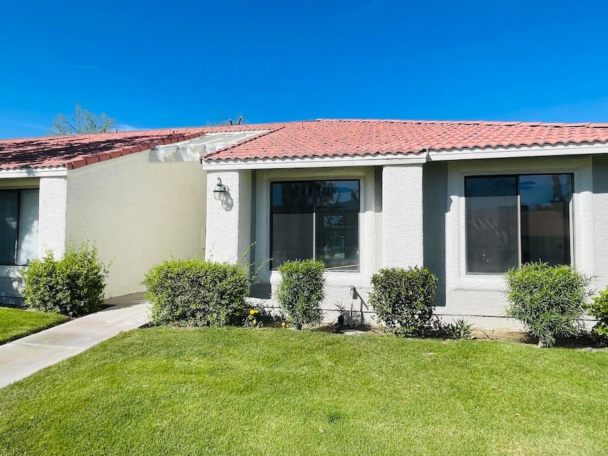 43376 Cook St unit 38, Palm Desert, CA 92211 - photo 1