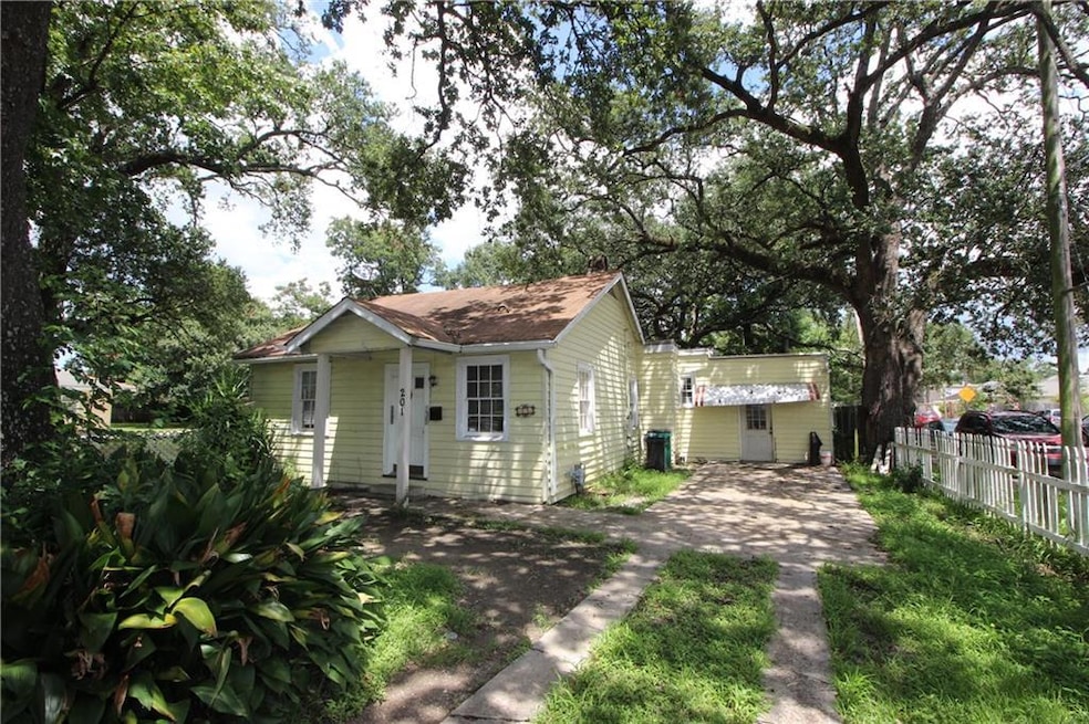 201 Transcontinental Dr, Metairie, LA 70001 - photo 1