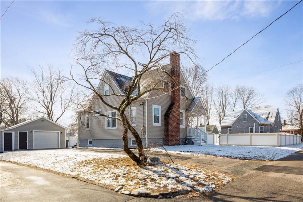 30 Meadowbrook Ave, Warwick, RI 02889 - photo 1