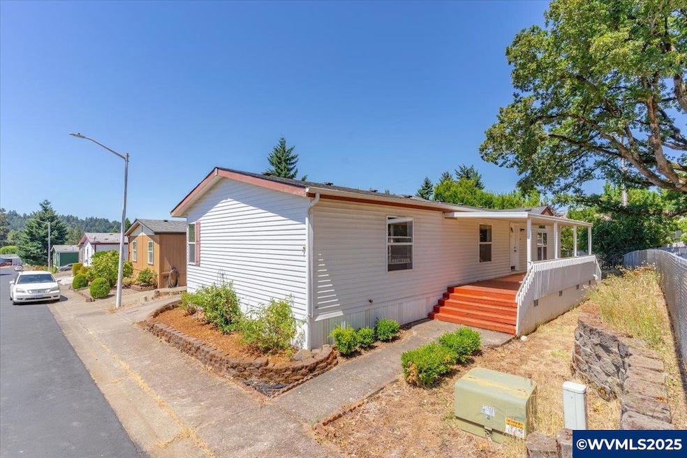 2000 Robins Ln SE, Salem, OR 97306 - photo 1