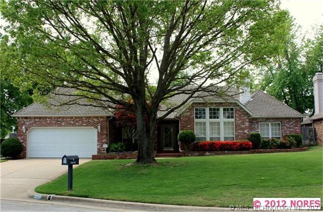 5220 E. 88th St., 3/2.5/2 in Southern Pointe. Beau