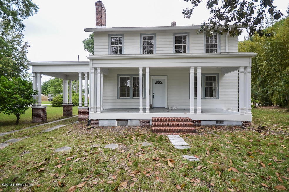 1307 Murray Dr, Jacksonville, FL 32205 - photo 1