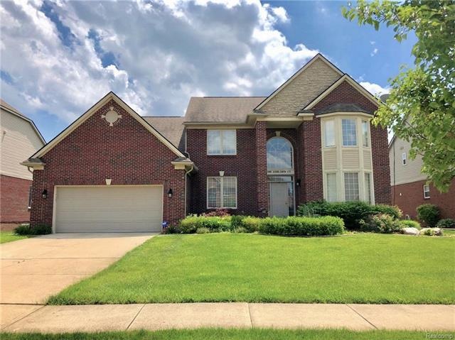 396 Ashlawn Court (1).jpg