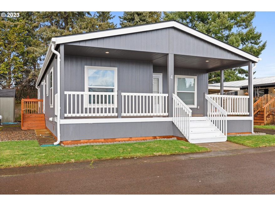 835 SE 1st Ave unit 4, Canby, OR 97013 - photo 1