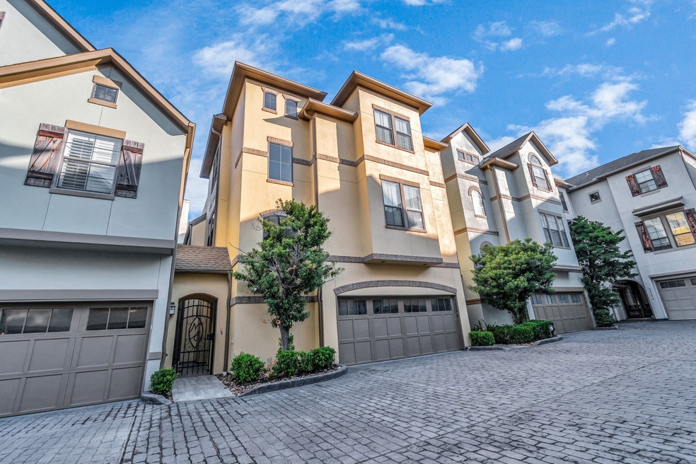 Welcome to 2215 Nantucket Drive.