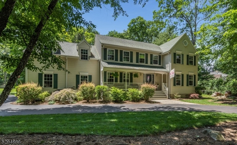 9 Pocahontas Way, Hackettstown, NJ 07840 - photo 1