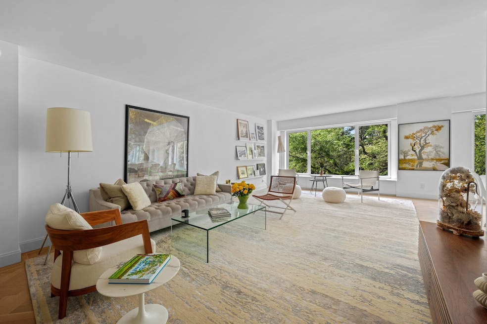 1050 5th Ave unit 3E, New York, NY 10028 - photo 1