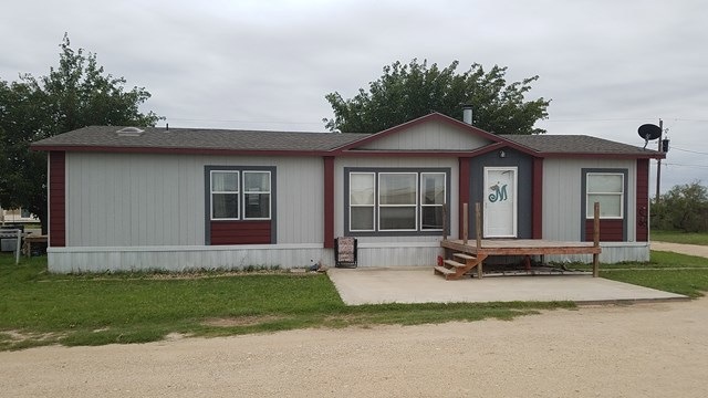 10562 W 16th St, Odessa, TX 79763 - photo 1