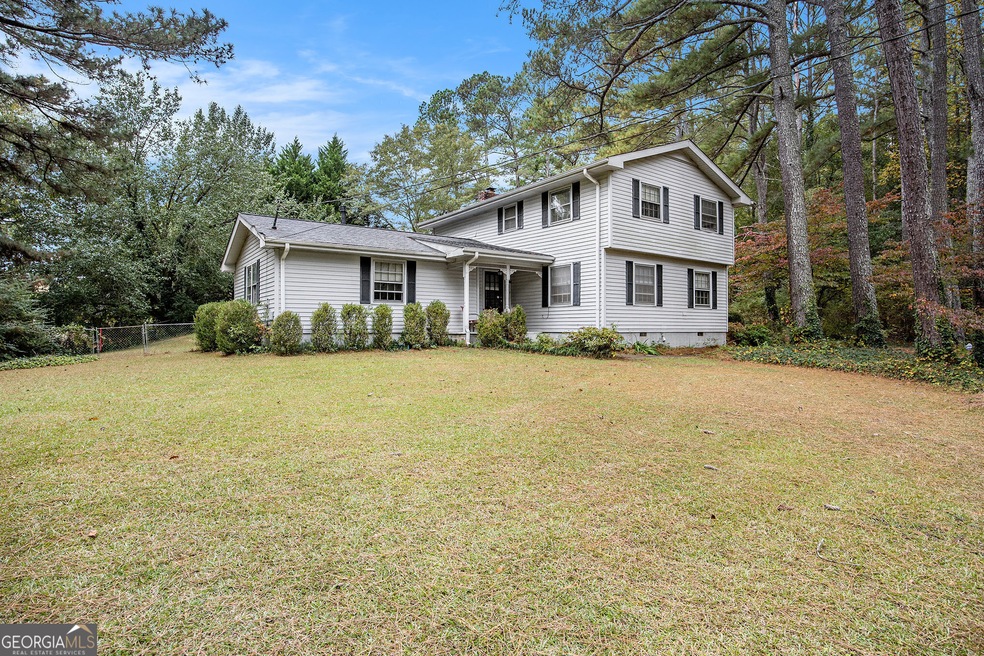 494 N 5th Ave, Winder, GA 30680 - photo 1