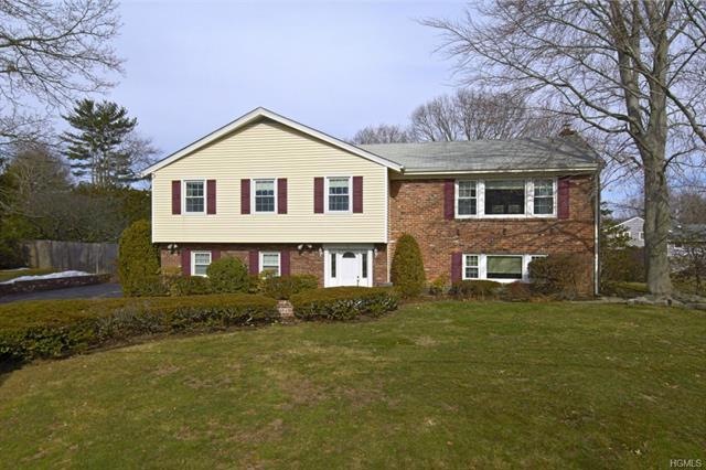 8 Whippoorwill Rd, Rye Brook, NY 10573 - photo 1
