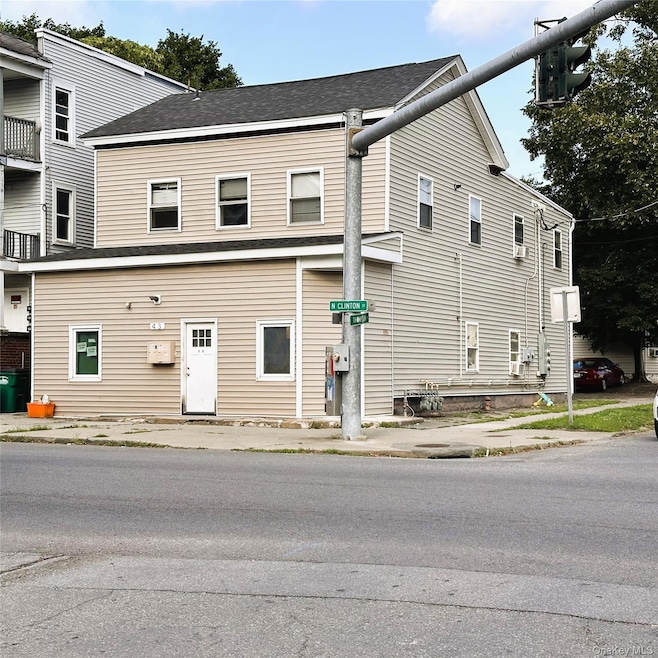 For Rent $1,900/month