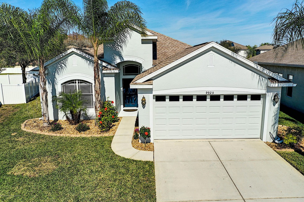 9925 Jasmine Brook Cir, Land O Lakes, FL 34638 - photo 1