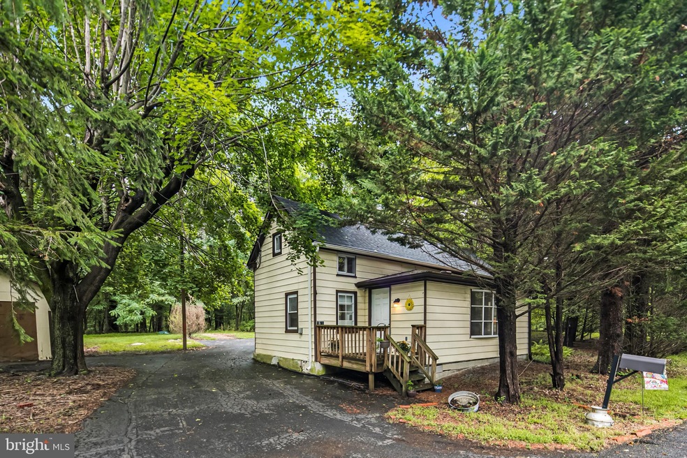 5548 Etzler Rd, Frederick, MD 21702 - photo 1