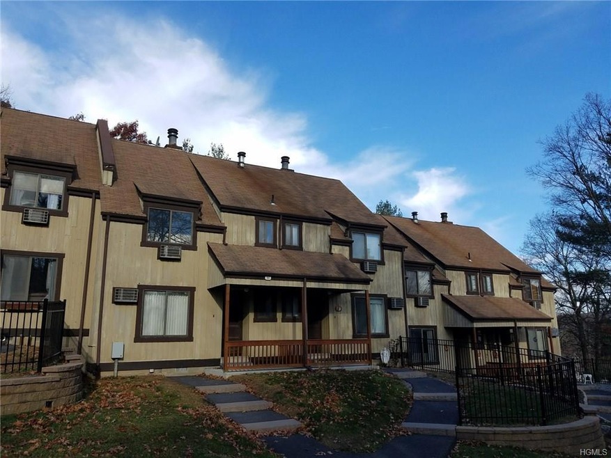 9 Heritage Dr unit E, Harriman, NY 10926 - photo 1