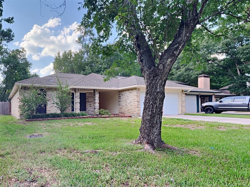 39 N Morningwood Ct, Spring, TX 77380 - photo 1