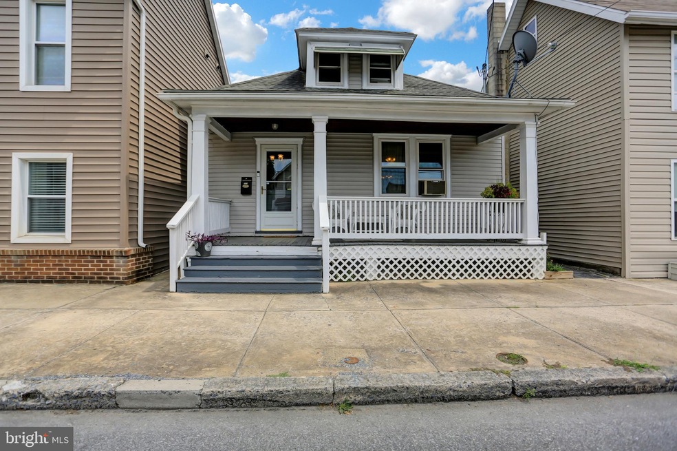 522 S Main St, Chambersburg, PA 17201 - photo 1