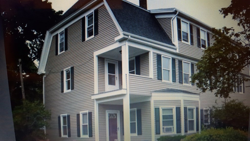 2 Evergreen St unit 4, Kingston, MA 02364 - photo 1